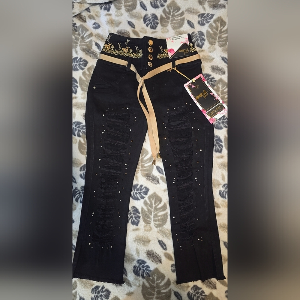Black High-Waisted Cropped Jeans with Gold Accents
